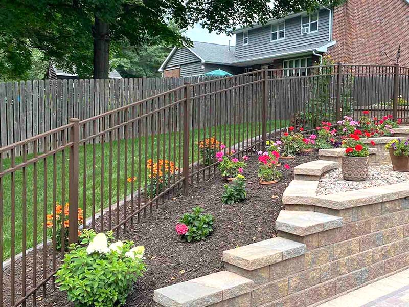 Aluminum fencing benefits in Green Bay and Appleton