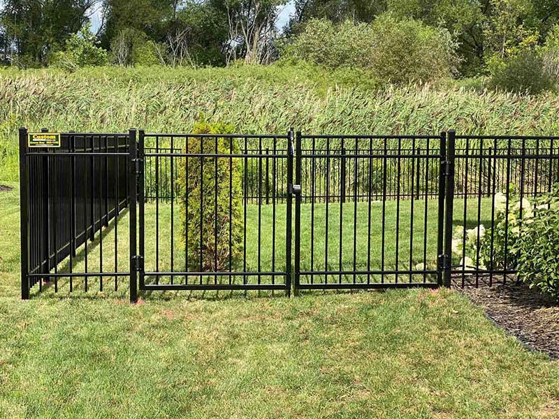 Ornamental Steel fencing benefits in Green Bay and Appleton