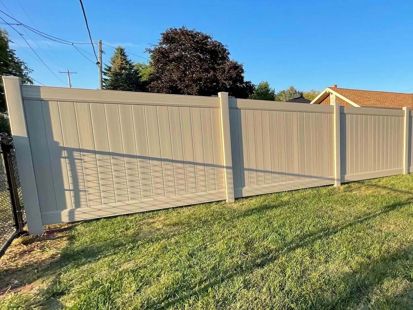 Vinyl fence denmark wisconsin fence company 102224 2