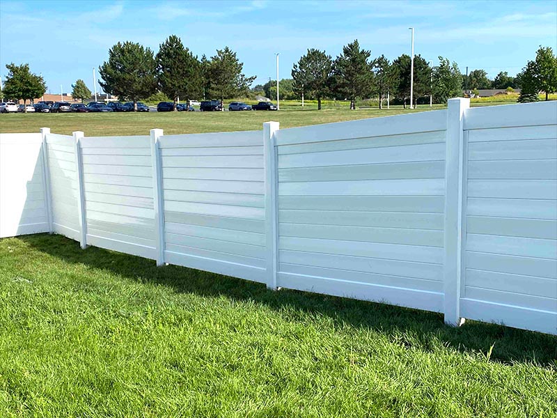 Vinyl fence company in the Green Bay and Appleton area.